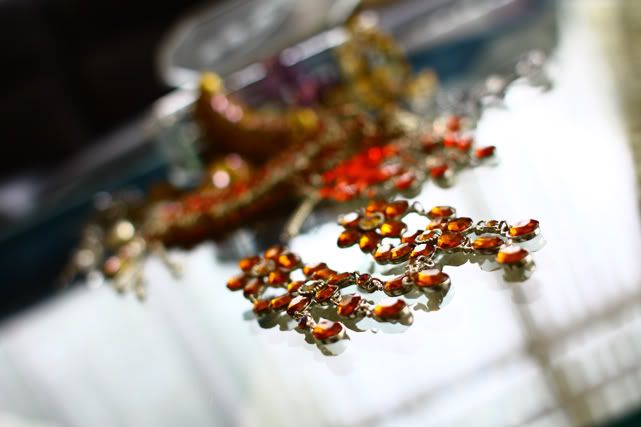 IMAGE: http://i711.photobucket.com/albums/ww119/GFX-Kuri/Random/7.jpg