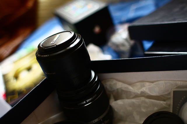 IMAGE: http://i711.photobucket.com/albums/ww119/GFX-Kuri/Random/Pic2.jpg